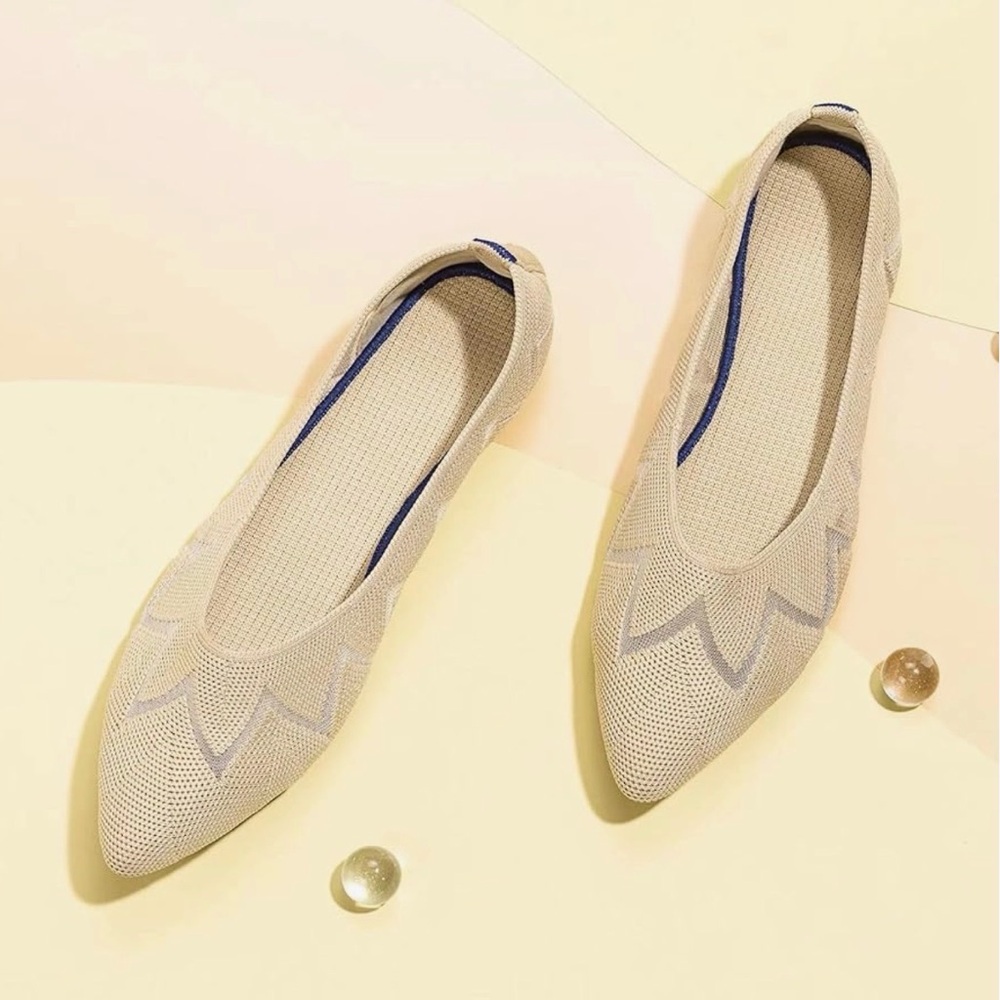 SOLD Elegant Beige Zigzag Women's Flats